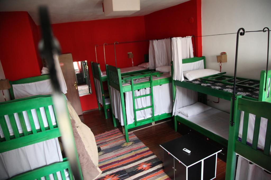 Trip'N'Hostel Тирана Номер фото