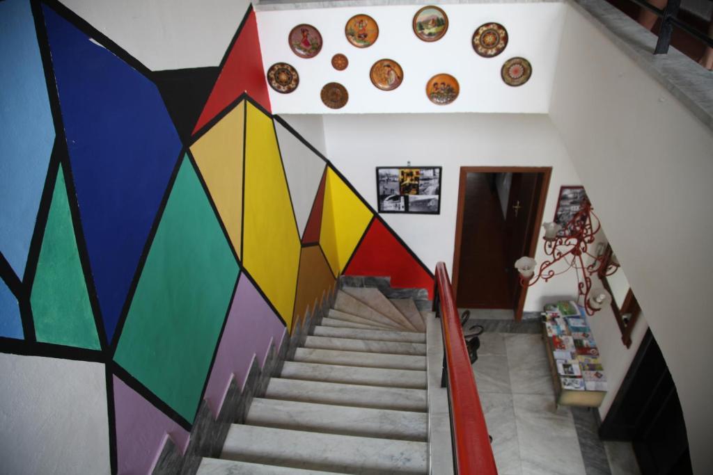 Trip'N'Hostel Тирана Екстер'єр фото